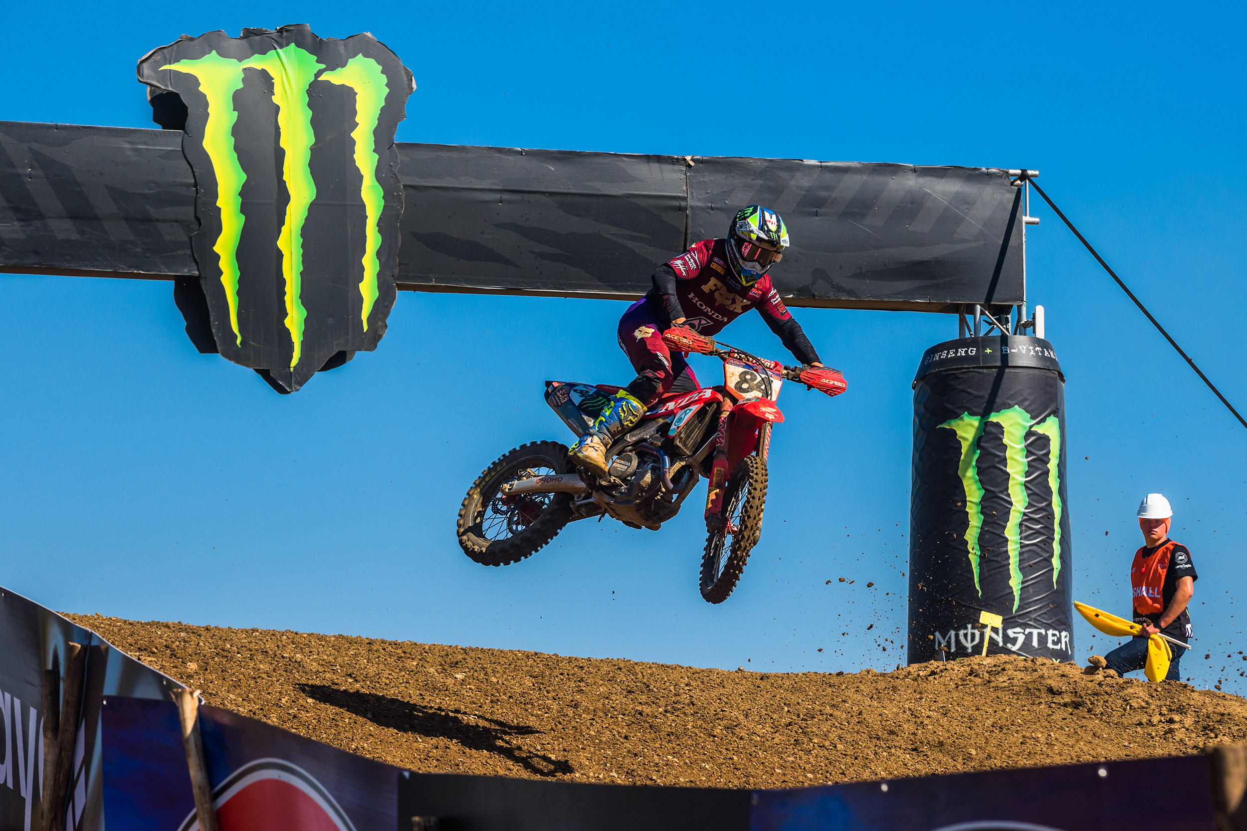 EP2_7667_MXGP_2026_JeffreyHerlings_EricPalmer